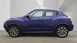 Used 2017 Nissan Juke Tekna Blue - Interior and Exterior details 6