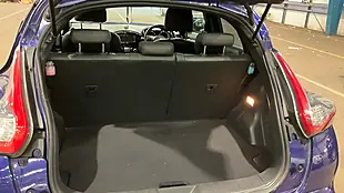 Used 2017 Nissan Juke Tekna Blue - Interior and Exterior details 9