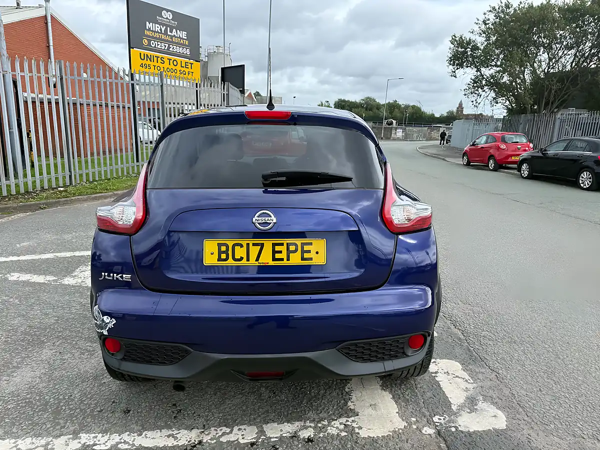 Used 2017 Nissan Juke Tekna Blue - Interior and Exterior details 12