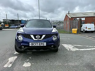 Used 2017 Nissan Juke Tekna Blue - Interior and Exterior details 4