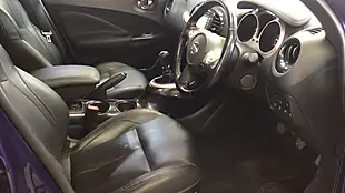 Used 2017 Nissan Juke Tekna Blue - Interior and Exterior details 8