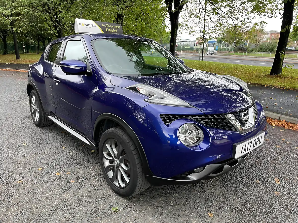Used 2017 Nissan Juke Tekna Blue - Interior and Exterior details 10