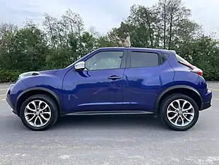 Used 2017 Nissan Juke Tekna Blue - Interior and Exterior details 5