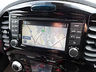 Used 2017 Nissan Juke Tekna Flame Red - Interior and Exterior details 4