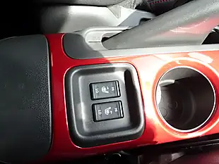Used 2017 Nissan Juke Tekna Flame Red - Interior and Exterior details 8