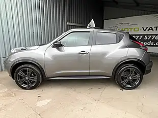 Used 2017 Nissan Juke Tekna Grey - Interior and Exterior details 10