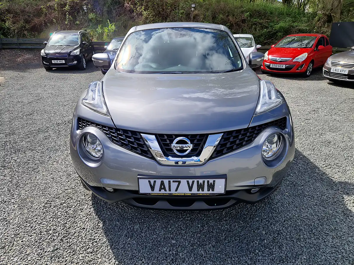 Used 2017 Nissan Juke Tekna Grey - Interior and Exterior details 2