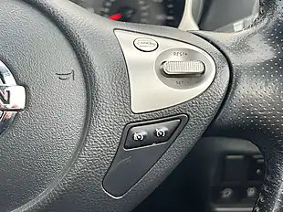 Used 2017 Nissan Juke Tekna Pearl Black - Interior and Exterior details 20