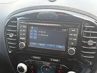 Used 2017 Nissan Juke Tekna Red - Interior and Exterior details 14