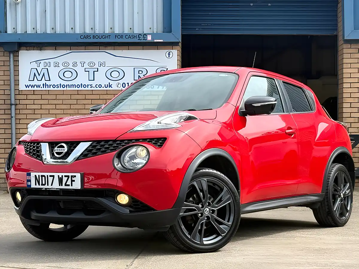 Used 2017 Nissan Juke Tekna Red - Interior and Exterior details 2