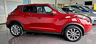 Used 2017 Nissan Juke Tekna Red - Interior and Exterior details 7