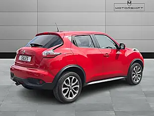 Used 2017 Nissan Juke Tekna Red - Interior and Exterior details 10
