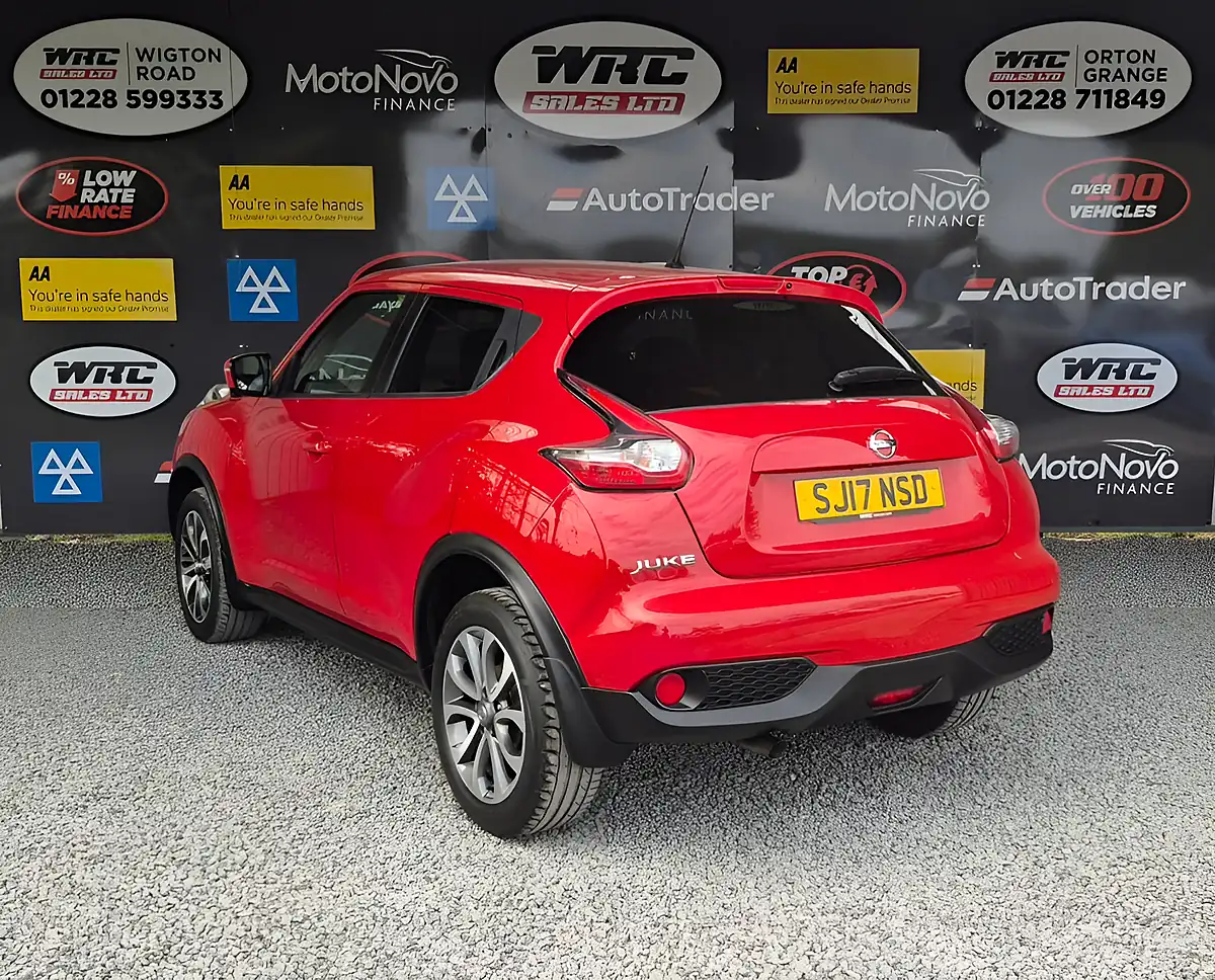 Used 2017 Nissan Juke Tekna Red - Interior and Exterior details 3
