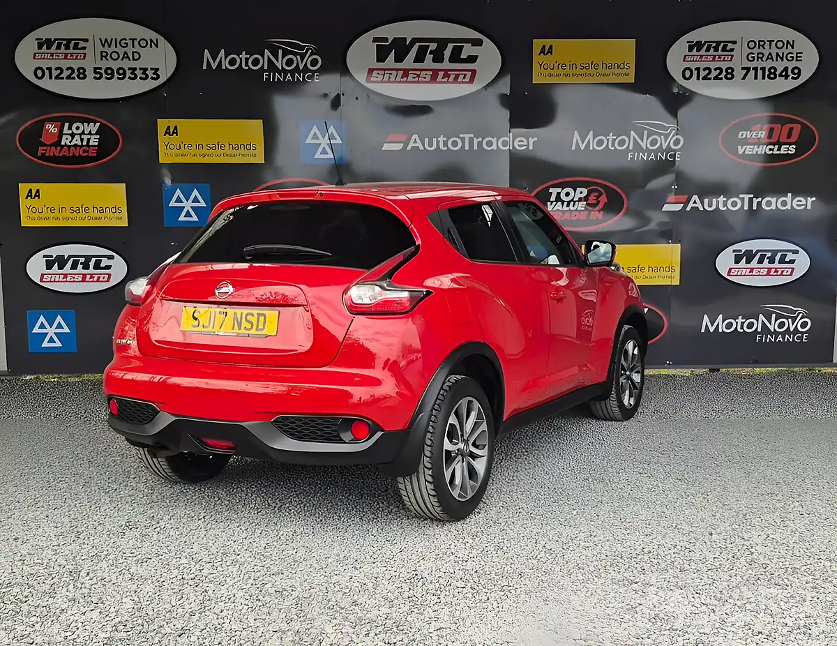 Used 2017 Nissan Juke Tekna Red - Interior and Exterior details 6