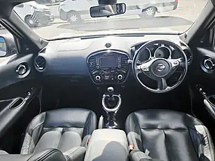 Used 2017 Nissan Juke Tekna Silver - Interior and Exterior details 10