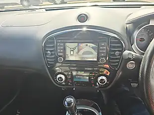 Used 2017 Nissan Juke Tekna Silver - Interior and Exterior details 14