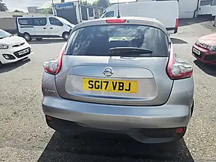 Used 2017 Nissan Juke Tekna Silver - Interior and Exterior details 3