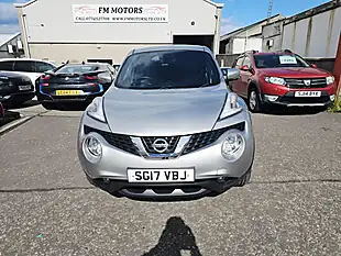 Used 2017 Nissan Juke Tekna Silver - Interior and Exterior details 6