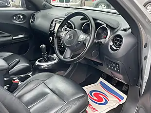 Used 2017 Nissan Juke Tekna Silver - Interior and Exterior details 10