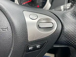 Used 2017 Nissan Juke Tekna Silver - Interior and Exterior details 19