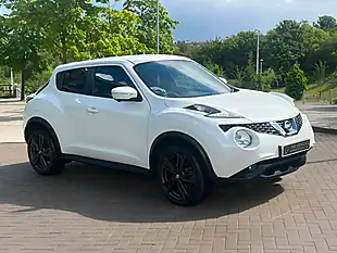Used 2017 Nissan Juke Tekna White - Interior and Exterior details 3
