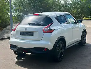 Used 2017 Nissan Juke Tekna White - Interior and Exterior details 8