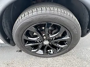 Used 2017 Nissan Juke Tekna White - Interior and Exterior details 14