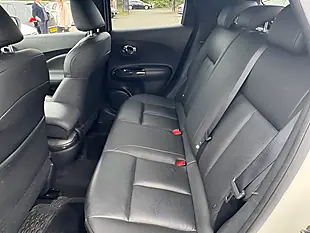 Used 2017 Nissan Juke Tekna White - Interior and Exterior details 15