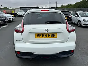 Used 2017 Nissan Juke Tekna White - Interior and Exterior details 3