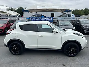 Used 2017 Nissan Juke Tekna White - Interior and Exterior details 4