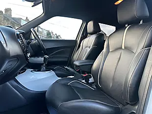 Used 2017 Nissan Juke Tekna White - Interior and Exterior details 20