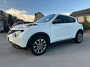 Used 2017 Nissan Juke Tekna White - Interior and Exterior details 4