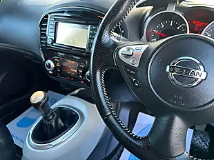 Used 2017 Nissan Juke Tekna White - Interior and Exterior details 7