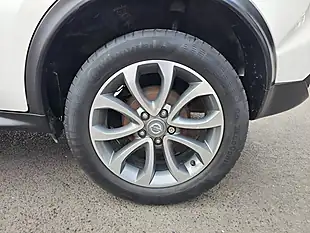 Used 2017 Nissan Juke Tekna White - Interior and Exterior details 19