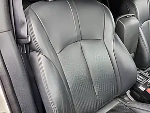 Used 2017 Nissan Juke Tekna White - Interior and Exterior details 8