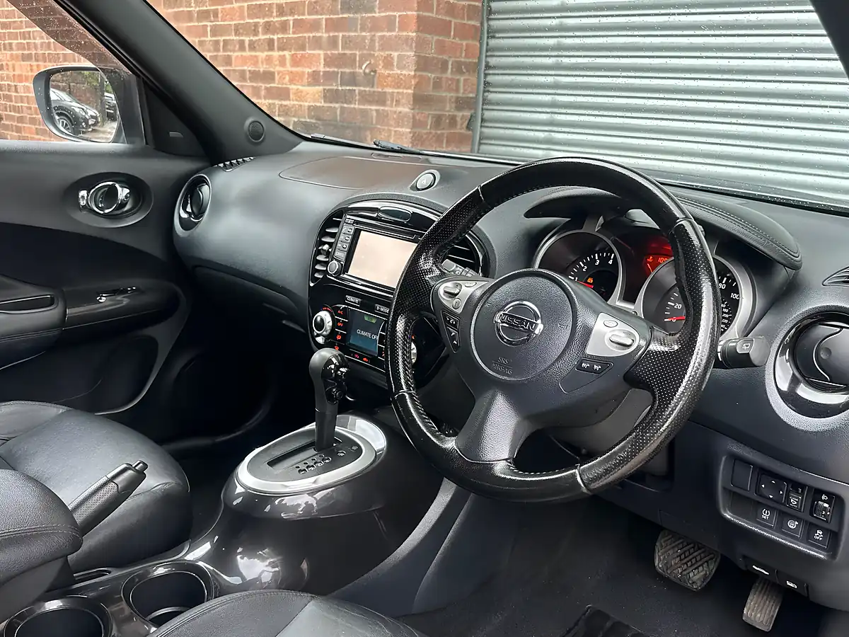 Used 2017 Nissan Juke Tekna Xtron Grey - Interior and Exterior details 7