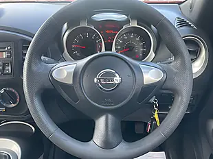 Used 2017 Nissan Juke Visia Red - Interior and Exterior details 19