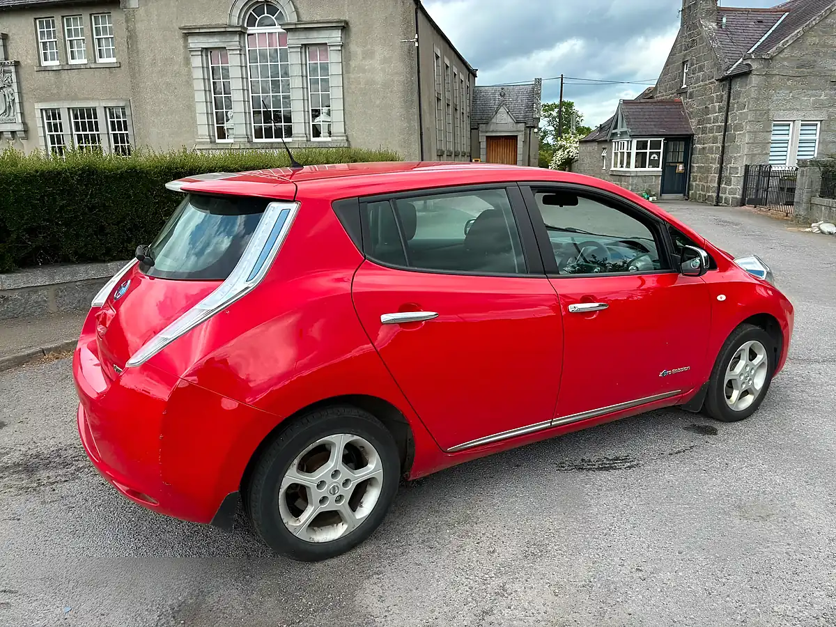 Used 2017 Nissan Leaf Acenta Red - Interior and Exterior details 3