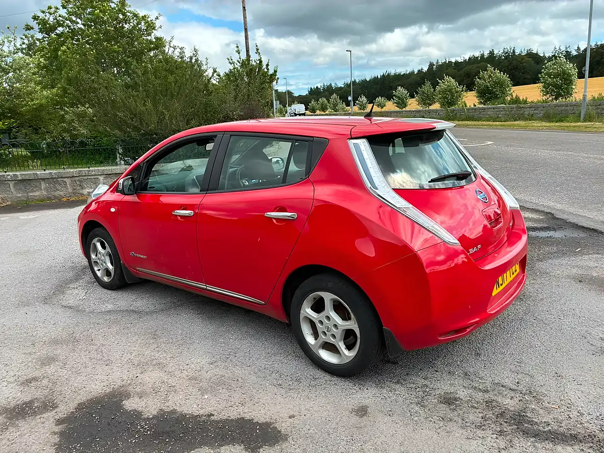 Used 2017 Nissan Leaf Acenta Red - Interior and Exterior details 4