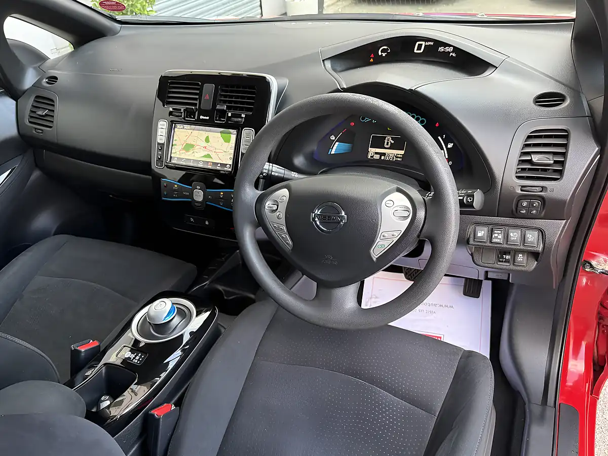 Used 2017 Nissan Leaf Acenta Red - Interior and Exterior details 12