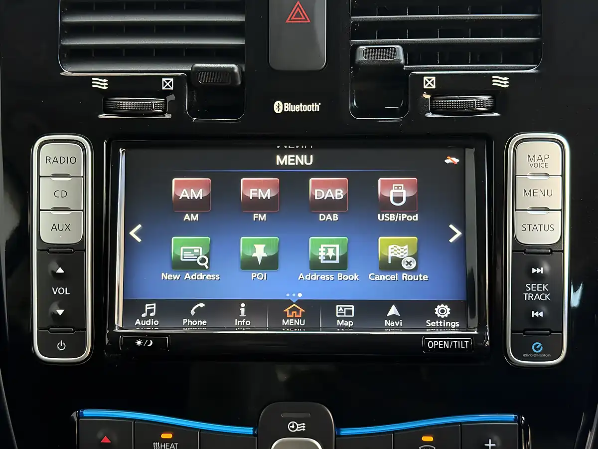 Used 2017 Nissan Leaf Acenta Red - Interior and Exterior details 14