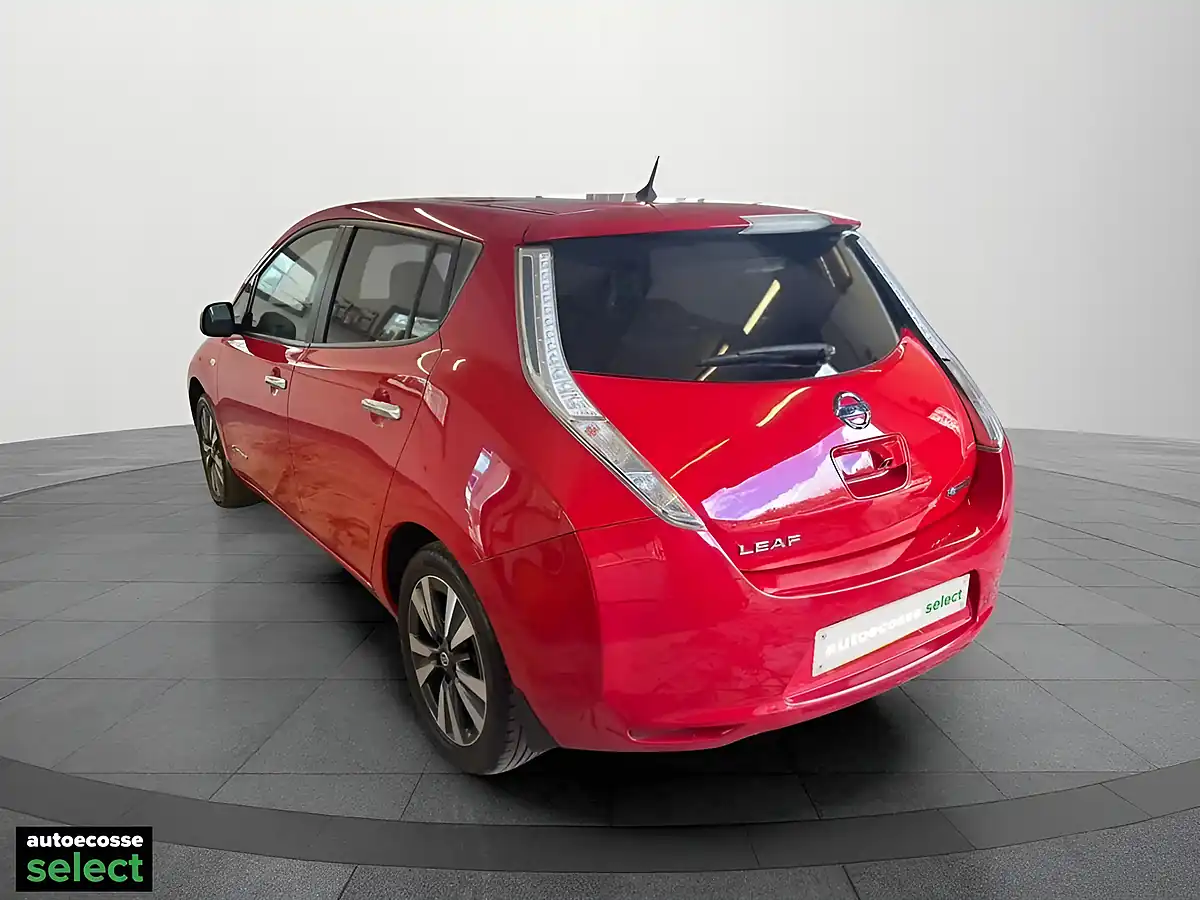Used 2017 Nissan Leaf Tekna Red - Interior and Exterior details 7