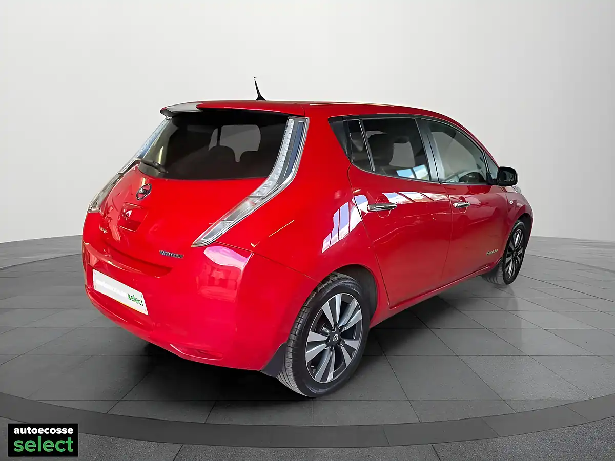 Used 2017 Nissan Leaf Tekna Red - Interior and Exterior details 9