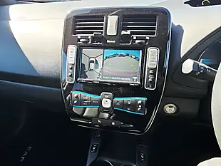 Used 2017 Nissan Leaf Tekna Red - Interior and Exterior details 12