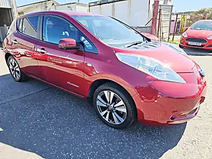 Used 2017 Nissan Leaf Tekna Red - Interior and Exterior details 6