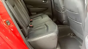 Used 2017 Nissan Leaf Tekna Red - Interior and Exterior details 10