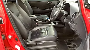 Used 2017 Nissan Leaf Tekna Red - Interior and Exterior details 9