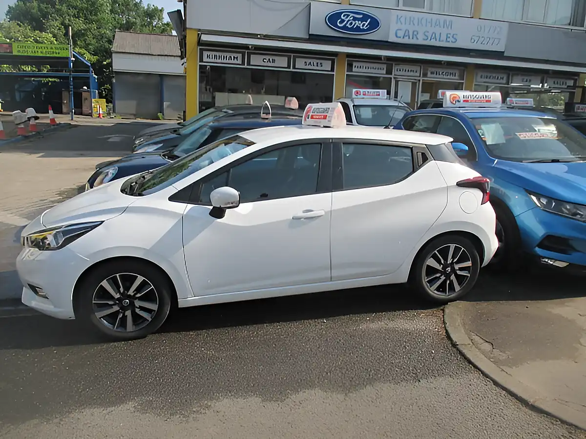 Used 2017 Nissan Micra Acenta White - Interior and Exterior details 4