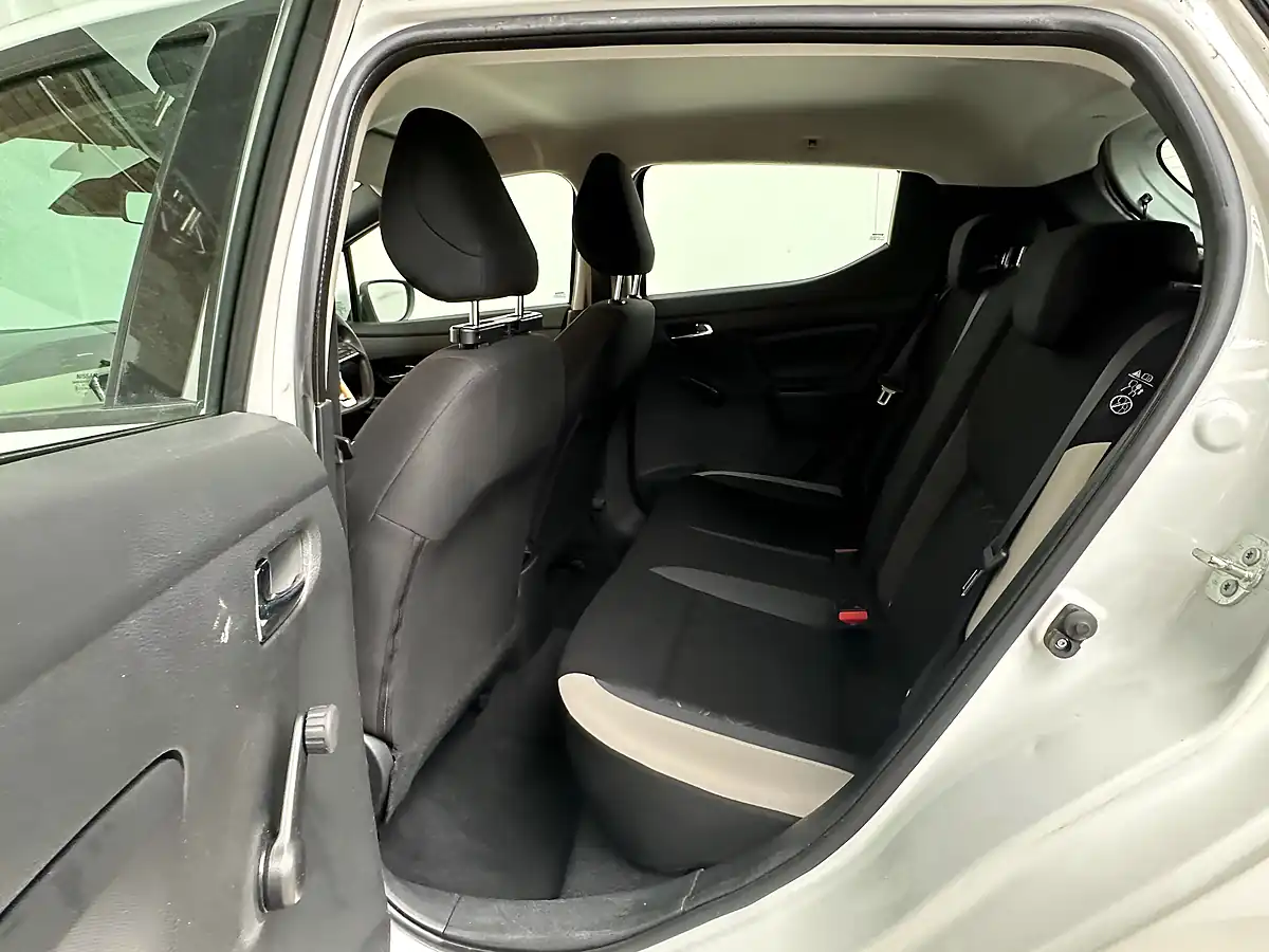 Used 2017 Nissan Micra Acenta White - Interior and Exterior details 10