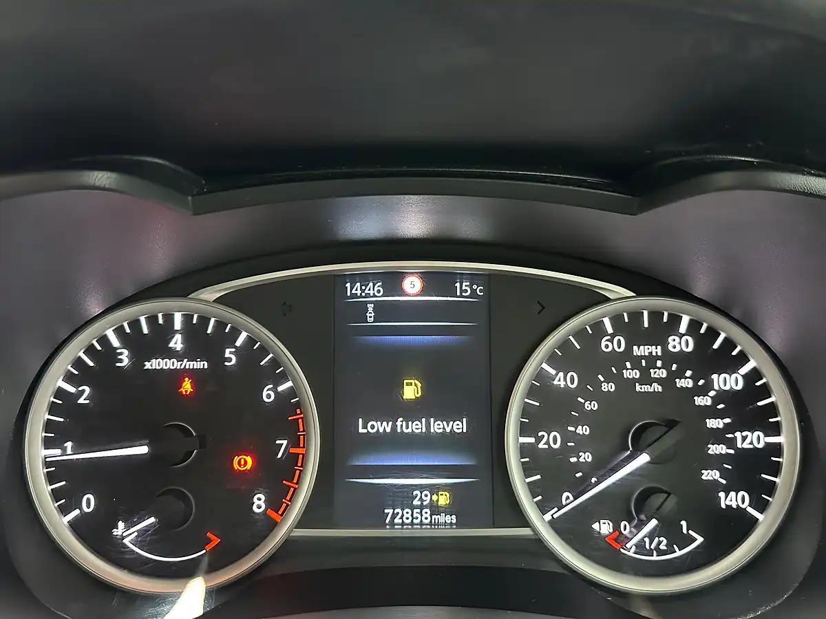 Used 2017 Nissan Micra Acenta White - Interior and Exterior details 12